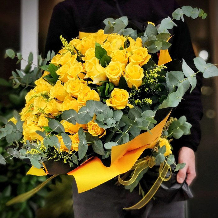  Antalya Florist Yellow Rose Bouquet 51 Pieces