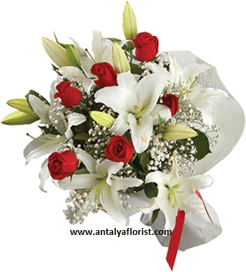  Antalya Florist 5pc White Lilium & 7pc Red Rose Bouquet